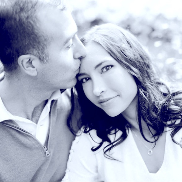 Meet your Posher, Alison - Picture 1 of 1